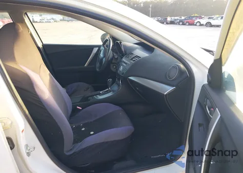 2011 Mazda Mazda3 S Sport from USA, damaged, VIN JM1BL1K58B1361729